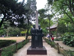 -汇龙潭