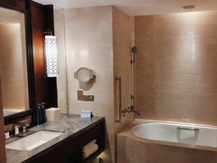 -舟山希尔顿酒店