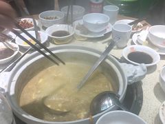 -煲大王猪肚鸡·椰子鸡火锅(红谷滩万达店)