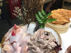 胡椒猪肚鸡-洪氏嗨捞·猪肚鸡火锅(阳光天地店)