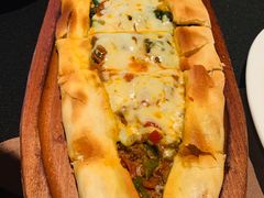 四季皮塔饼-Efes Turkish & Mediterranean Cuisine 艾菲斯餐厅(陆家嘴店)