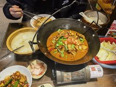 -富正毅三下锅·湘西韵味(天门山索道店)