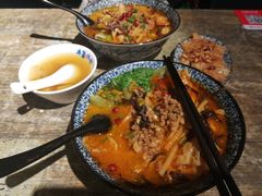 -粉家柳州螺蛳粉(杨宅路店)