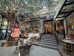 -樾餐厅泰式海鲜火锅(民歌湖店)