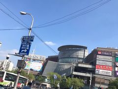 -百盛(莘庄店)