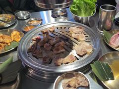 -哈哈碳都·牛肋条无限自助烤肉(宝龙店)