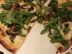 -WOLFGANG PUCK KITCHEN & BAR(迪士尼小镇店)