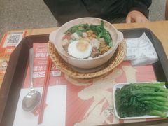 -华记煲仔华·煲仔饭(市桥易发店)