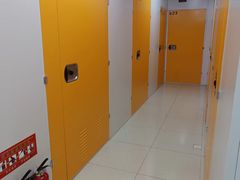 -安东易迷你自助仓储寄存仓库(杨浦店)