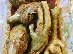 -拈签一笑黄牛肉辣卤串串