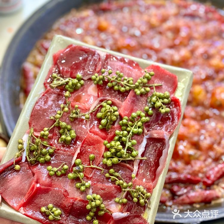 东郊记忆火了五年的老火锅,全是手工菜!