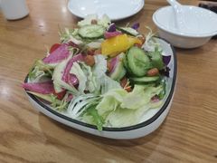 量少的大拌菜-西北朗益和穆斯林餐厅