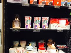 自助调料区-星巴克(上海虹桥新天地二店)