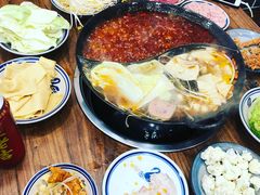 -小天鹅火锅·一线江景洪鼎旗舰店(洪崖洞店)