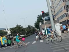 -天坛东门(地铁站)