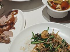-皇城根·鲁菜济南菜·吊炉烤鸭·炒鸡鱼头(济南旗舰店)