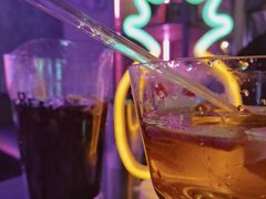 -UP嘻哈酒吧(粉巢店)