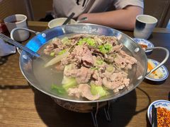-肖四女乐山跷脚牛肉(南汇大学城生活广场店)