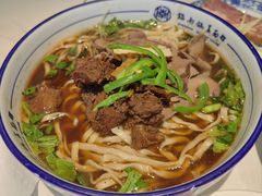 -镇南锅盖面馆(解放路店)