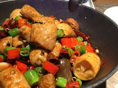 鹅卵石爆肥肠-老板恋上鱼(恒隆广场店)