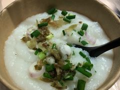 重庆油茶-九园包子(观音桥COSMO店)