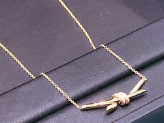 -Tiffany & Co.蒂芙尼
(广州太古汇店)