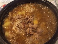 -新大咀港式茶餐厅(宝山万达店)