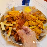 祝我们都能在鸡零狗碎里找到快乐[糖果]