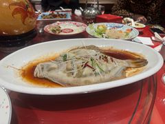 -鱼满舱·鲜活海鲜·正宗鲁菜