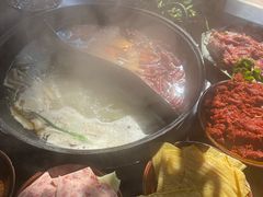 -重庆故事姊妹老火锅(财经学院店)