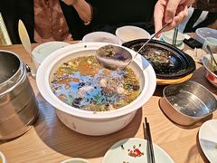 -自己人·宜昌菜(水悦城店)
