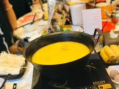 -鲜入围煮花胶鸡海鲜火锅