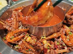 -张大师鸭爪爪特色干锅(南湖店)
