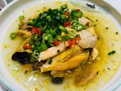 -犇逸·乐山跷脚牛肉·四川现炒(览海店)