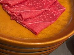 -牛YO寿喜烧·铁板烧和牛火锅自助(市府恒隆店)