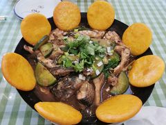 杂鱼贴饼子-华圆美食