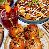 坐在星空泡泡屋里看遍国贸繁华，浪漫在蔓延～