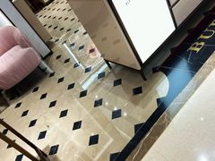 -BURBERRY(上海港汇恒隆广场店)