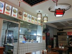 -刘抄手(滨江店)