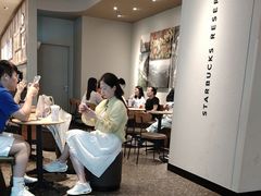 -星巴克臻选(周浦万达店)