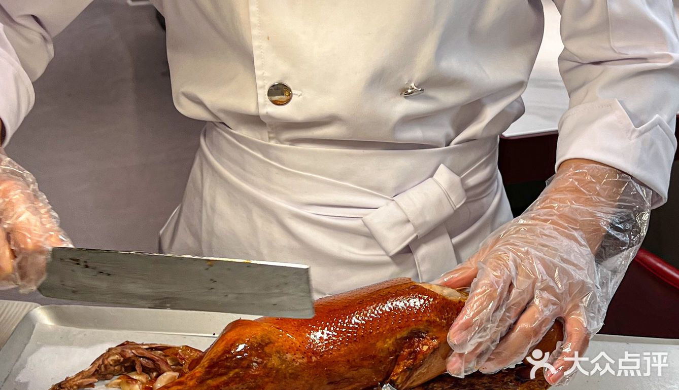 男朋友带我来的，炫了4碗儿大米饭！