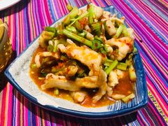 -香巴拉云南餐厅(华莱坞店)