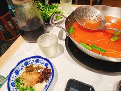 -王奋斗贵州酸汤牛肉火锅