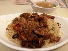 永盈炸醬麵-永盈茶餐厅(中山四路店)