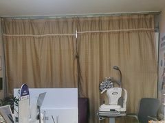 -优医视平价眼镜蔡司依视路折扣工厂店(十里堡店)