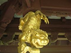 倒狮亭内的木雕狮子-朱家角课植园