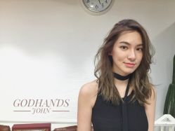 -God Hands发型设计复古会所