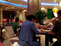 -咖啡苑自助餐厅·中国大饭店