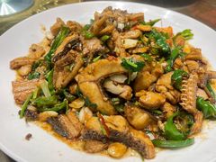 -鲁南仔·滕州炒鸡(经三路店)