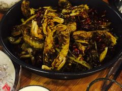 -去吃小龙虾·江湖菜·烧烤(南滨路店)